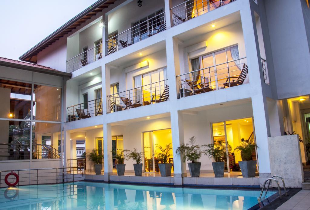 Senani Hotel Kandy Kültér fotó