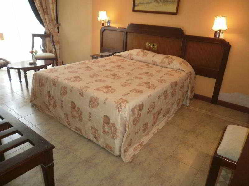 Senani Hotel Kandy Kültér fotó