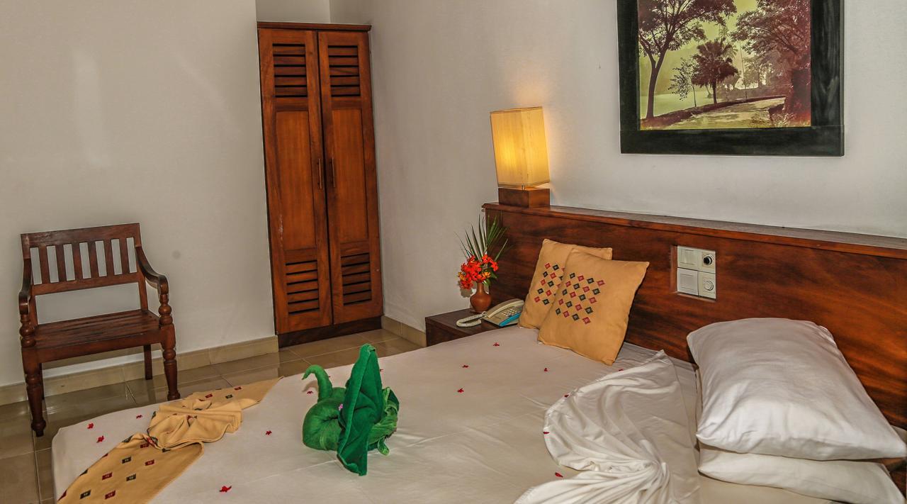 Senani Hotel Kandy Kültér fotó