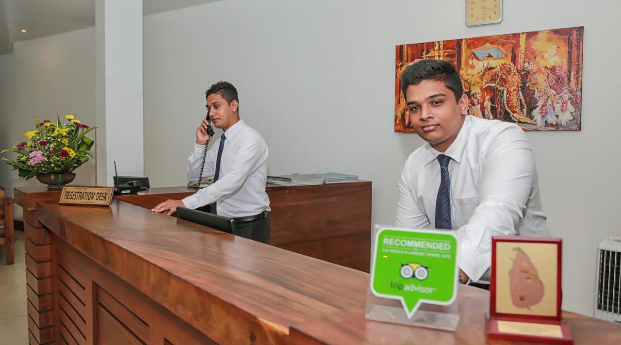 Senani Hotel Kandy Kültér fotó