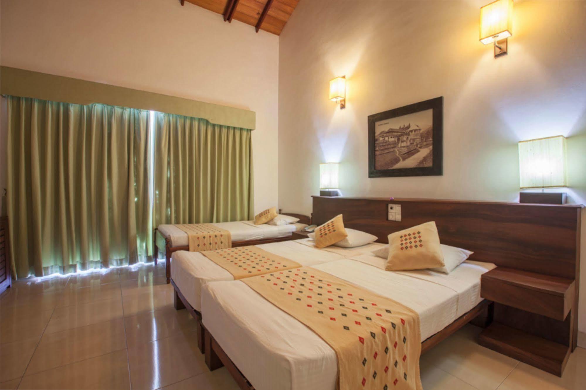 Senani Hotel Kandy Kültér fotó